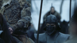 extant_GameOfThrones_8x01-Winterfell_0185