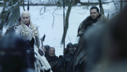 extant_GameOfThrones_8x01-Winterfell_0191