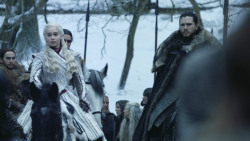 extant_GameOfThrones_8x01-Winterfell_0192