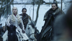 extant_GameOfThrones_8x01-Winterfell_0193