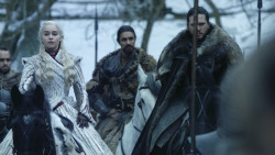 extant_GameOfThrones_8x01-Winterfell_0195