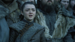 extant_GameOfThrones_8x01-Winterfell_0205