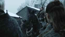 extant_GameOfThrones_8x01-Winterfell_0206