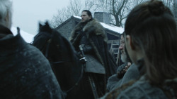 extant_GameOfThrones_8x01-Winterfell_0207