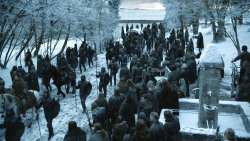 extant_GameOfThrones_8x01-Winterfell_0218