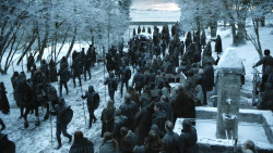 extant_GameOfThrones_8x01-Winterfell_0221