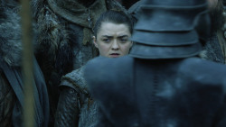 extant_GameOfThrones_8x01-Winterfell_0232