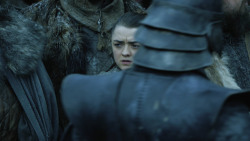 extant_GameOfThrones_8x01-Winterfell_0234