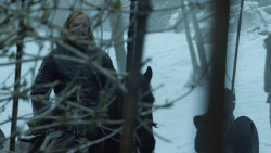 extant_GameOfThrones_8x01-Winterfell_0237