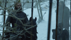 extant_GameOfThrones_8x01-Winterfell_0238