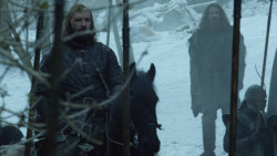extant_GameOfThrones_8x01-Winterfell_0239