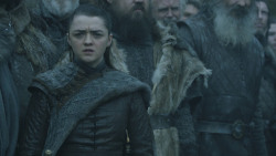 extant_GameOfThrones_8x01-Winterfell_0244