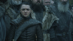extant_GameOfThrones_8x01-Winterfell_0249