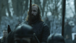extant_GameOfThrones_8x01-Winterfell_0250