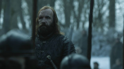 extant_GameOfThrones_8x01-Winterfell_0251