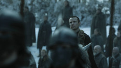 extant_GameOfThrones_8x01-Winterfell_0256
