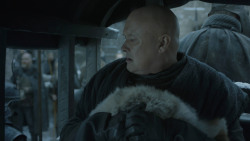 extant_GameOfThrones_8x01-Winterfell_0283