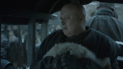 extant_GameOfThrones_8x01-Winterfell_0285