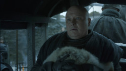 extant_GameOfThrones_8x01-Winterfell_0306