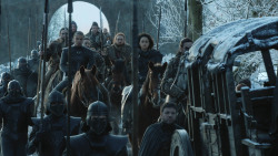 extant_GameOfThrones_8x01-Winterfell_0311