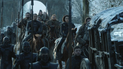 extant_GameOfThrones_8x01-Winterfell_0312