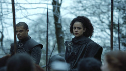 extant_GameOfThrones_8x01-Winterfell_0325