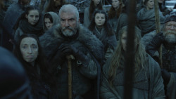 extant_GameOfThrones_8x01-Winterfell_0327