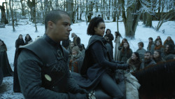 extant_GameOfThrones_8x01-Winterfell_0341