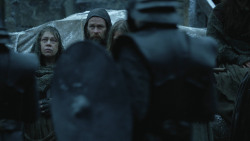 extant_GameOfThrones_8x01-Winterfell_0372