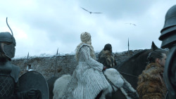 extant_GameOfThrones_8x01-Winterfell_0379