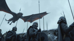 extant_GameOfThrones_8x01-Winterfell_0391
