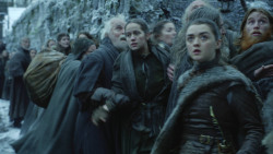 extant_GameOfThrones_8x01-Winterfell_0394