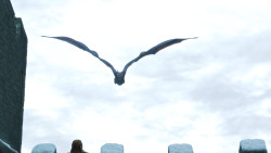 extant_GameOfThrones_8x01-Winterfell_0419