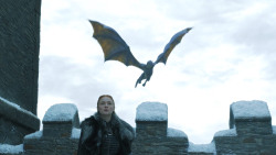 extant_GameOfThrones_8x01-Winterfell_0425