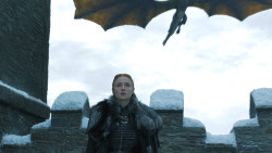 extant_GameOfThrones_8x01-Winterfell_0426