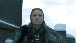 extant_GameOfThrones_8x01-Winterfell_0435