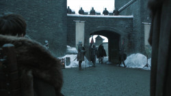 extant_GameOfThrones_8x01-Winterfell_0471
