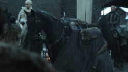 extant_GameOfThrones_8x01-Winterfell_0496