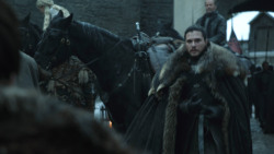extant_GameOfThrones_8x01-Winterfell_0500