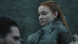 extant_GameOfThrones_8x01-Winterfell_0533