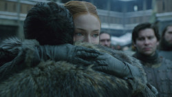 extant_GameOfThrones_8x01-Winterfell_0550