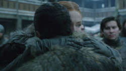 extant_GameOfThrones_8x01-Winterfell_0552