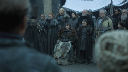 extant_GameOfThrones_8x01-Winterfell_0561