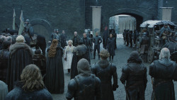 extant_GameOfThrones_8x01-Winterfell_0576