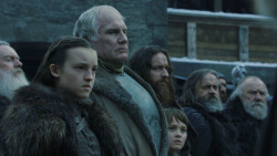 extant_GameOfThrones_8x01-Winterfell_0578