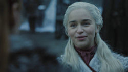 extant_GameOfThrones_8x01-Winterfell_0596