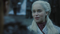 extant_GameOfThrones_8x01-Winterfell_0599