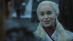 extant_GameOfThrones_8x01-Winterfell_0602