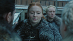 extant_GameOfThrones_8x01-Winterfell_0609