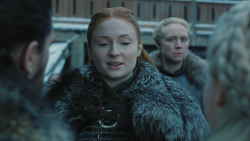 extant_GameOfThrones_8x01-Winterfell_0610
